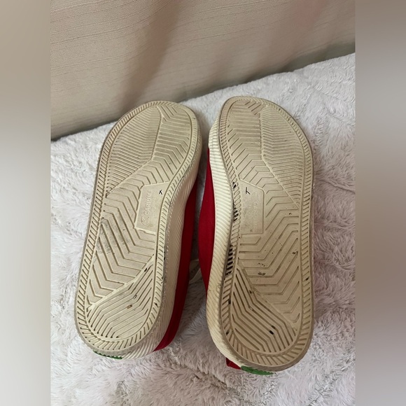 Cariuma OCA Low Red Canvas Sneakers – Women’s 10 / Men’s 8.5 - Picture 3 of 6